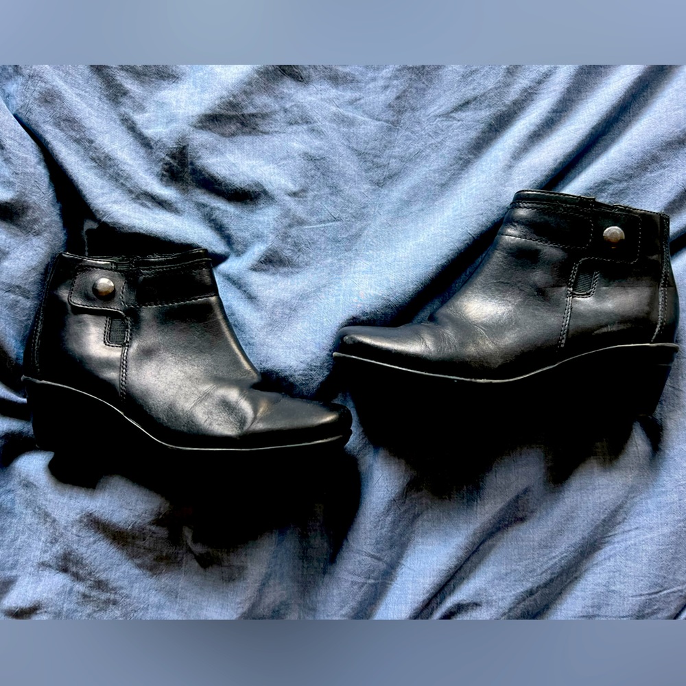 Comfortable walking boots